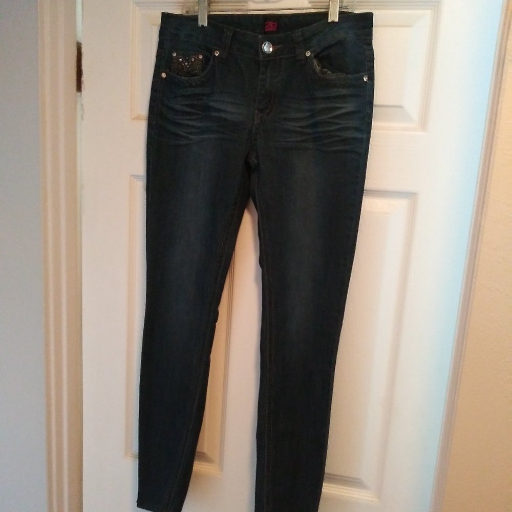 2B Bebe Denim Straight Leg Jeans with Rhinestones Size 28